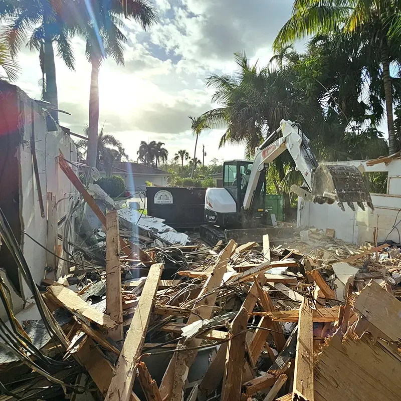 complete-demolition-site-florida-house_20250306_075631.webp